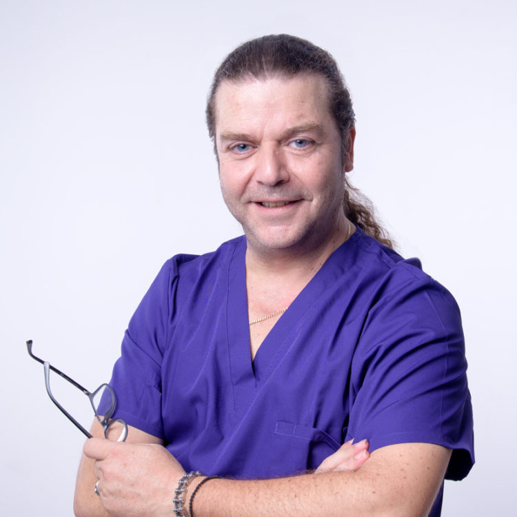 Χειρουργός οδοντίατρος Γεώργιος Βαρδάκης Ηράκλειο Κρήτης